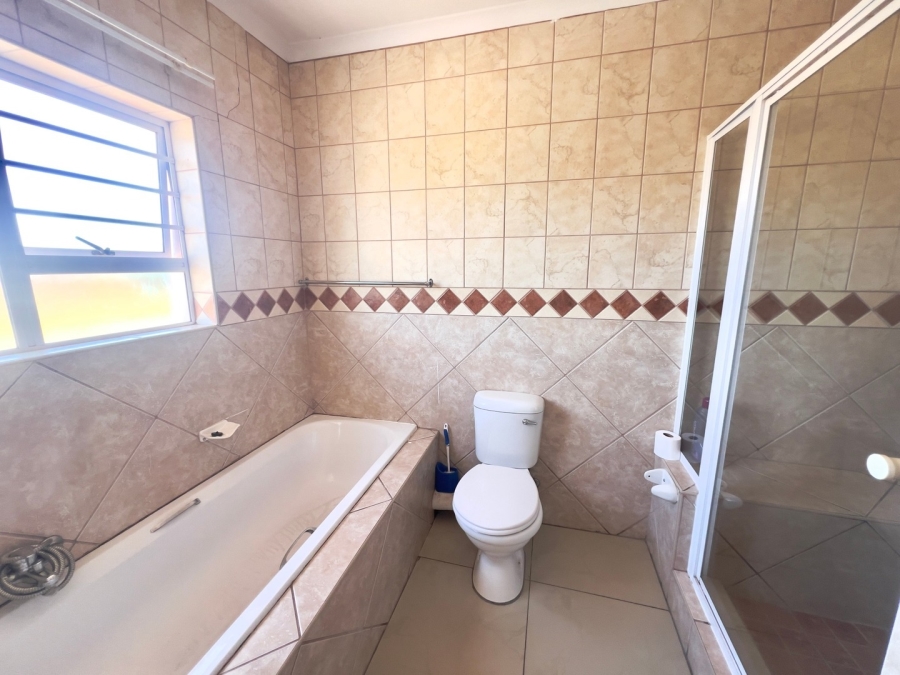 3 Bedroom Property for Sale in Vredenburg Western Cape